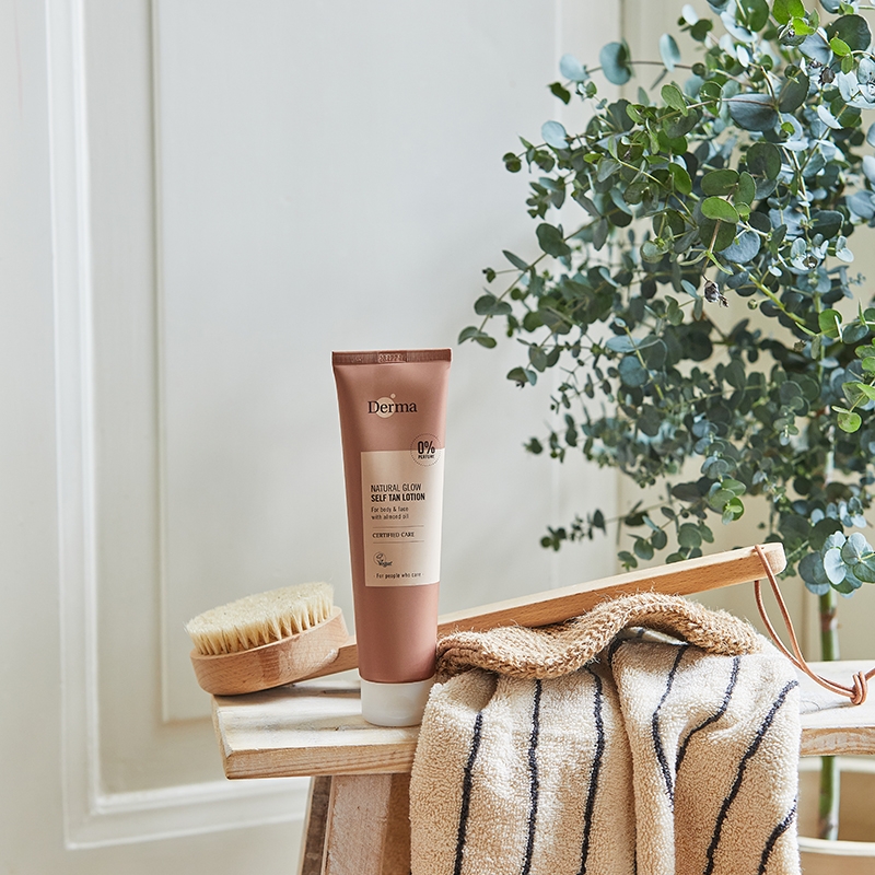 Derma - Selvbruner - uden unødig kemi - flotte sommerben
